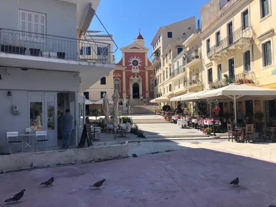 Q Apartments In Corfu Town Ngoại thất bức ảnh