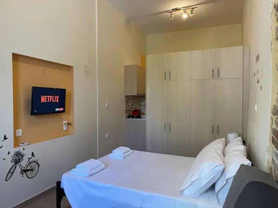 Q Apartments In Corfu Town Ngoại thất bức ảnh